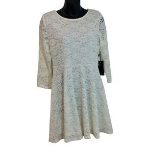 NWT Forever 21 Women Size L Fit Flare Lace Party Dress 3/4 Sleeve white No Belt‎